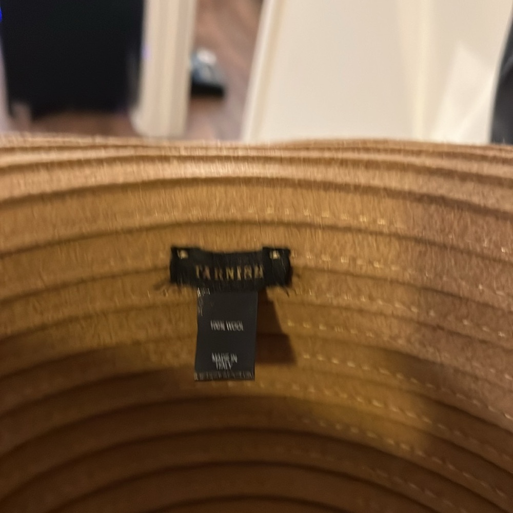 Wide Rim 🎩 - Picture 7 of 8